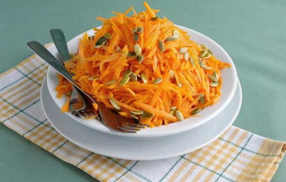 L'insalata Autumn in base ai semi di zucca aiuta dalla prostatite